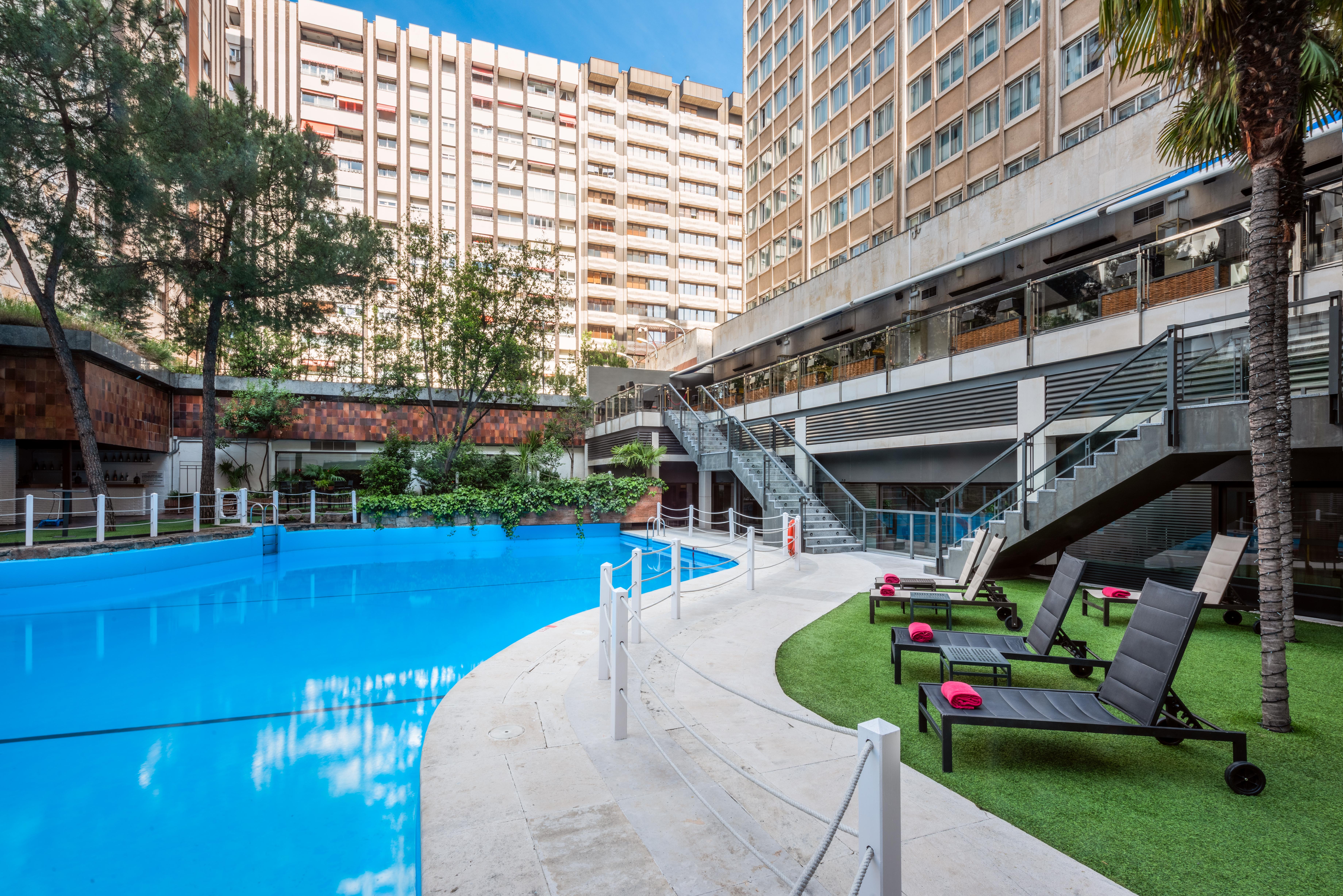 Melia Castilla Madrid Exterior foto